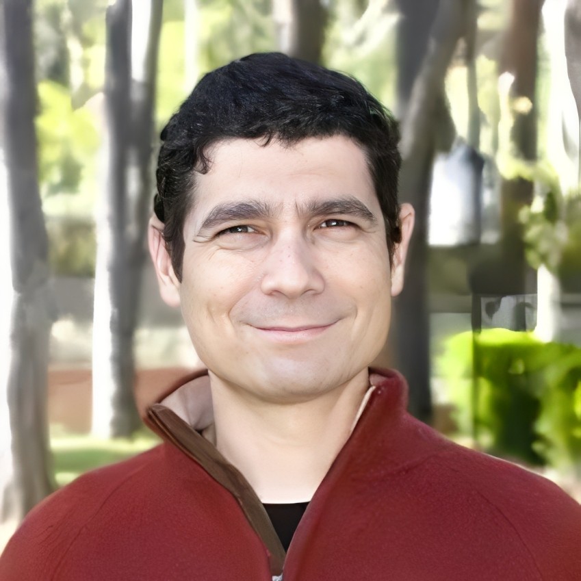 Dr. Gerardo Garcés